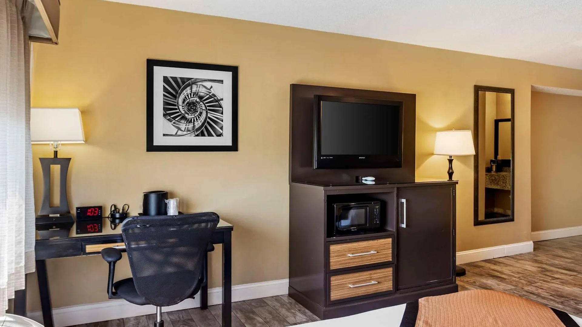 Hotel Best Western Plus Newark Airport West 3*,  Estados Unidos