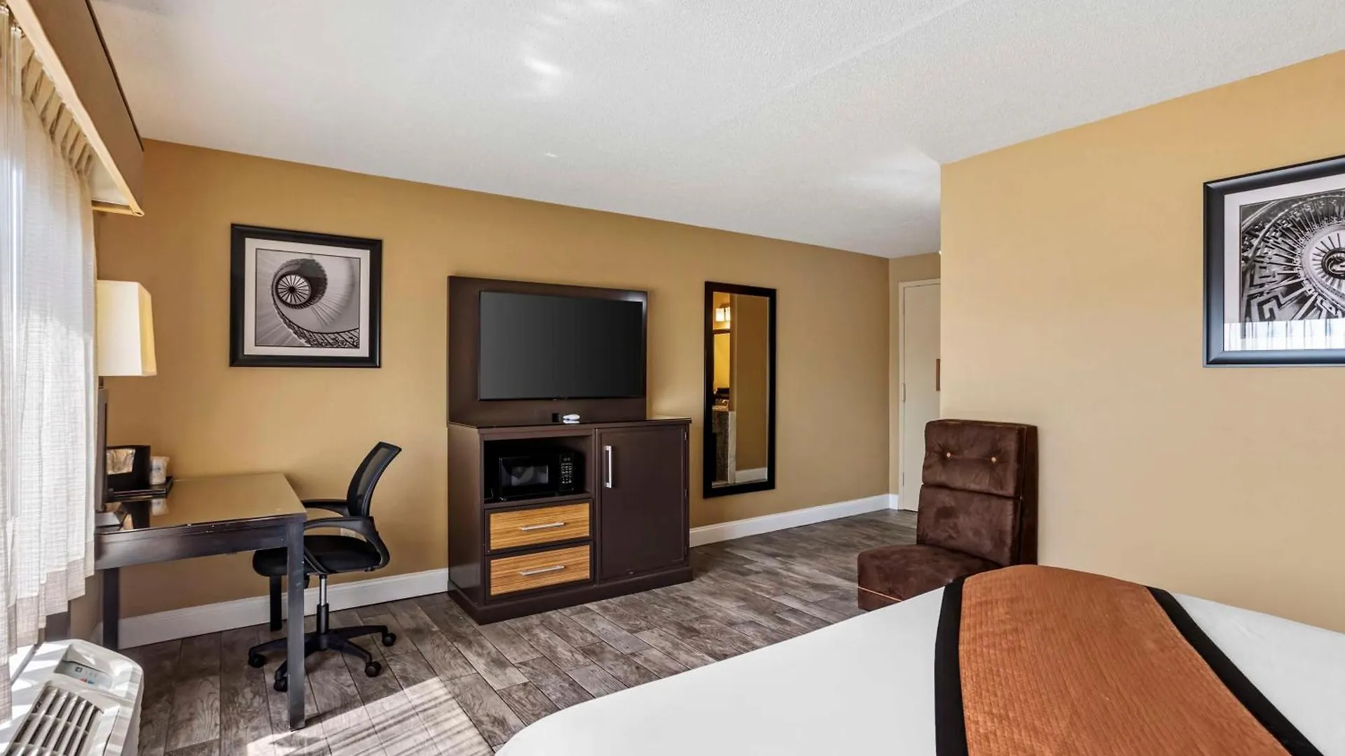 Hotel Best Western Plus Newark Airport West