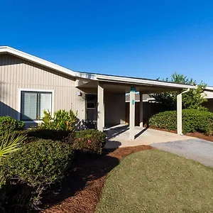  Holiday home Tennis By Seascape United States