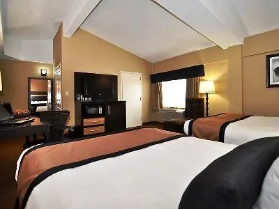 Best Western Plus Newark Airport West Hotel